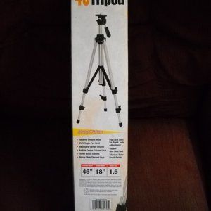 46" Video/Photo/Digital Tripod NIB